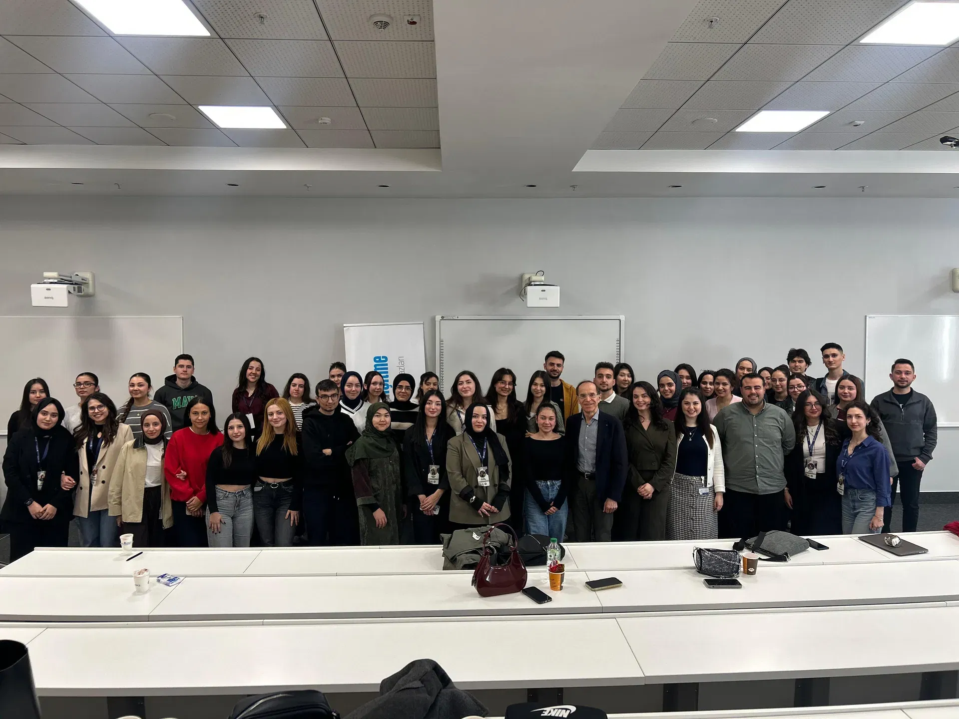 Duyumed Kariyer Günleri grup fotoğrafı