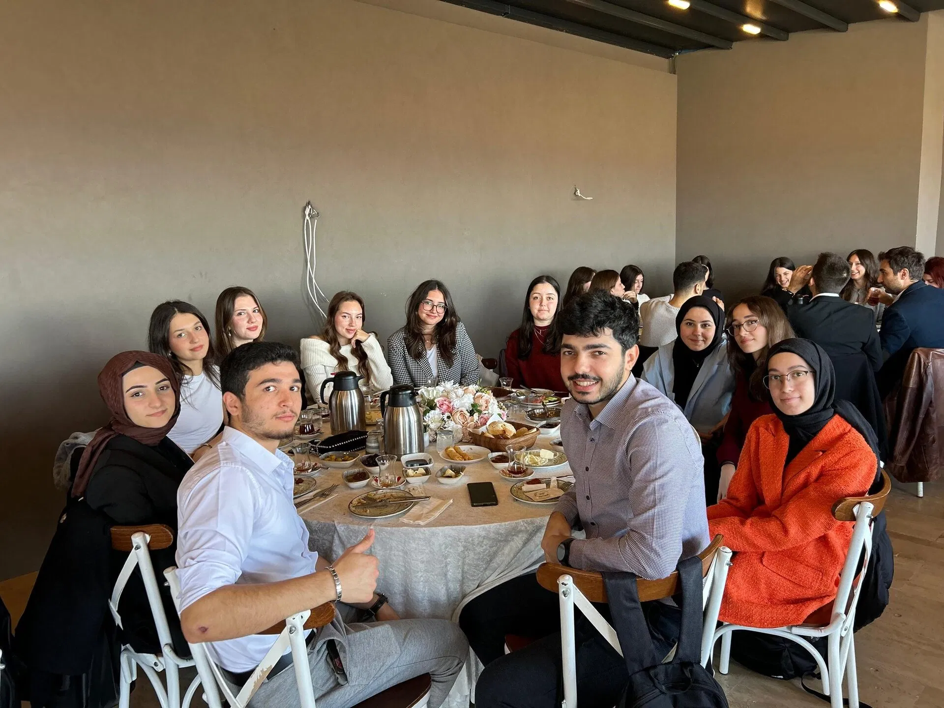 Odyoloji Bölümü’nde Sıcak Bir Karşılama: Tanışma Kahvaltısı ile Yeni Döneme Merhaba etkinlik fotoğrafı 3