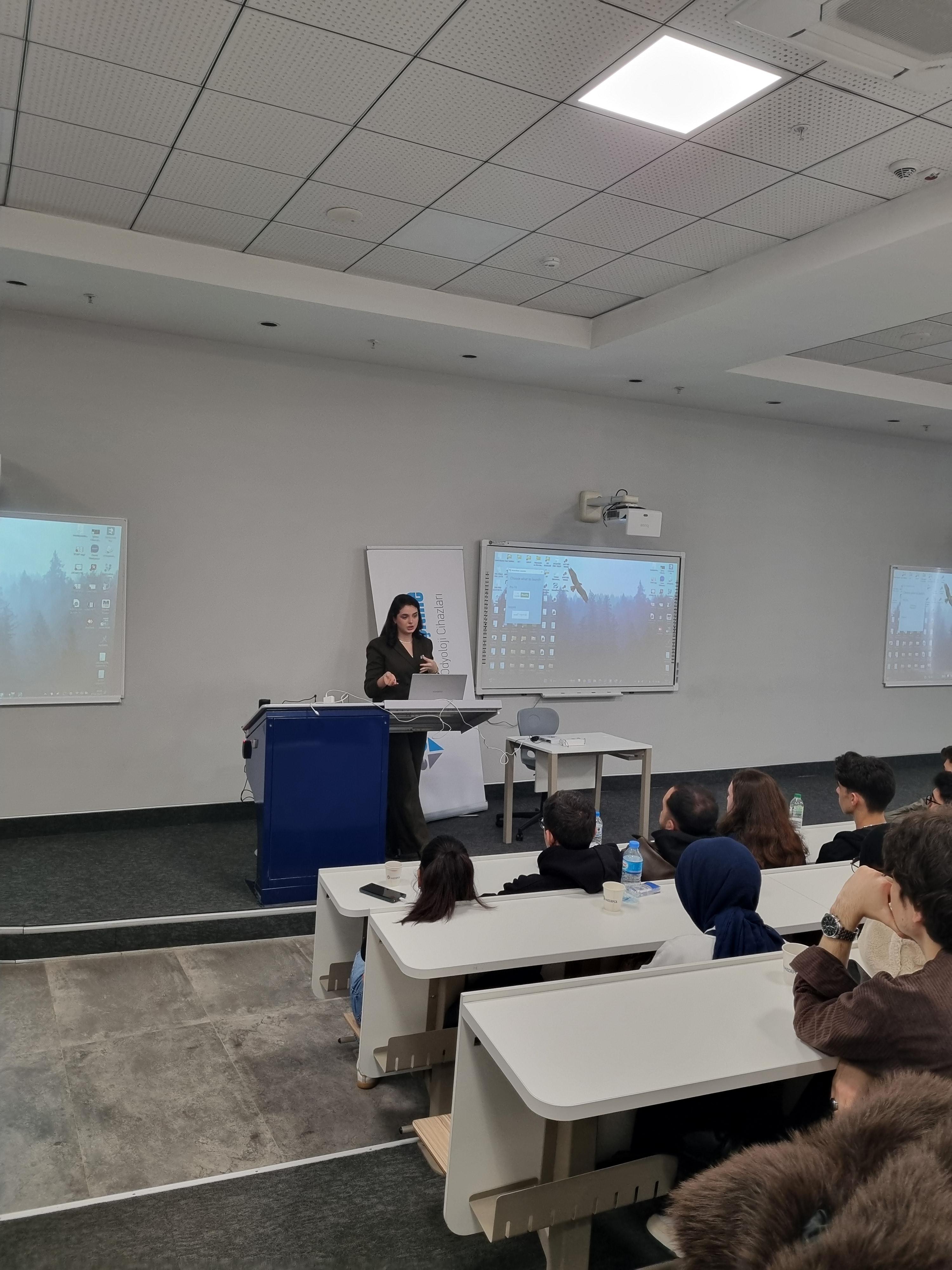 PHOTO-2025-12-03-09-47-21(1) PHOTO-2025-12-03-09-47-21(1)